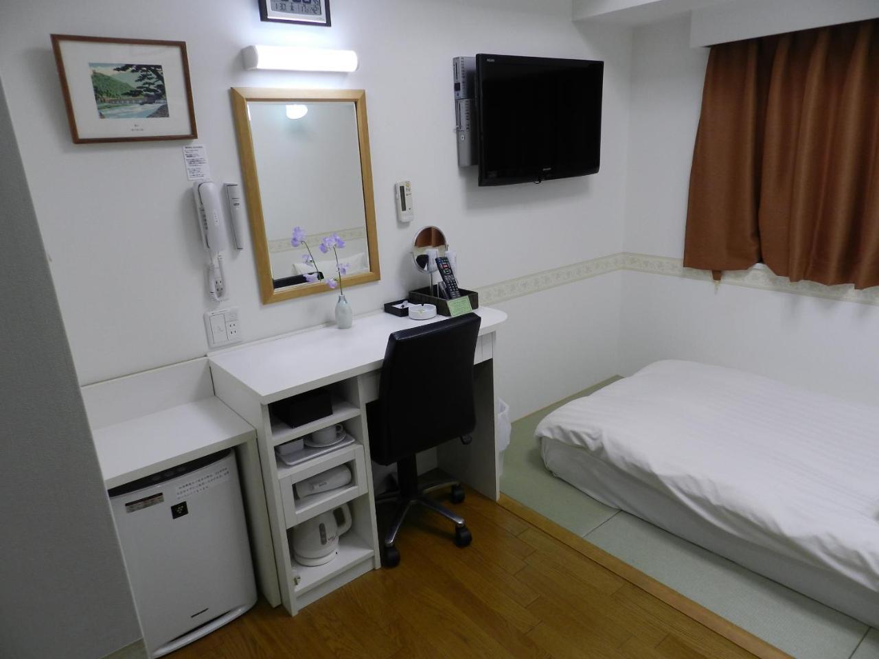 Check In Shijokarasuma Hotel Kyoto Ngoại thất bức ảnh